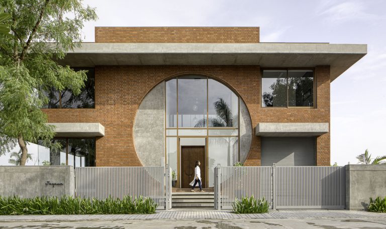 خانه آجری در هندوستان