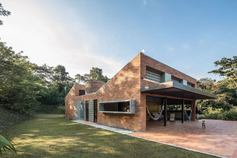 خانه ای در لاسیریا